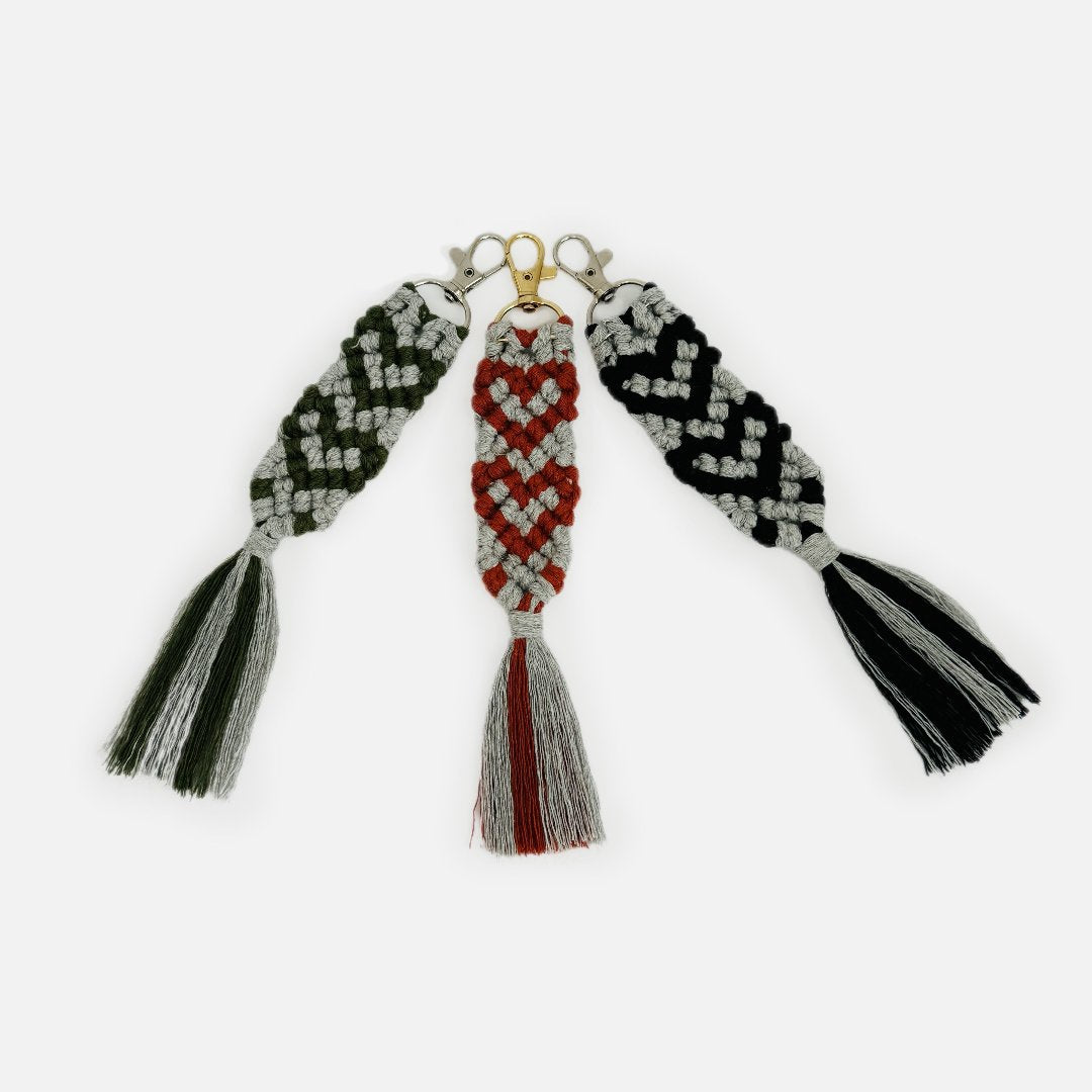 macrame keychain