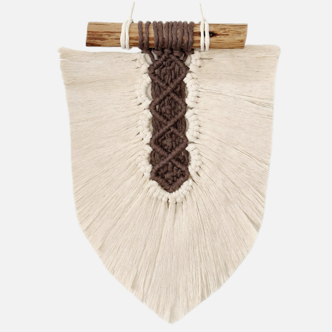 macrame leaf wall hanger